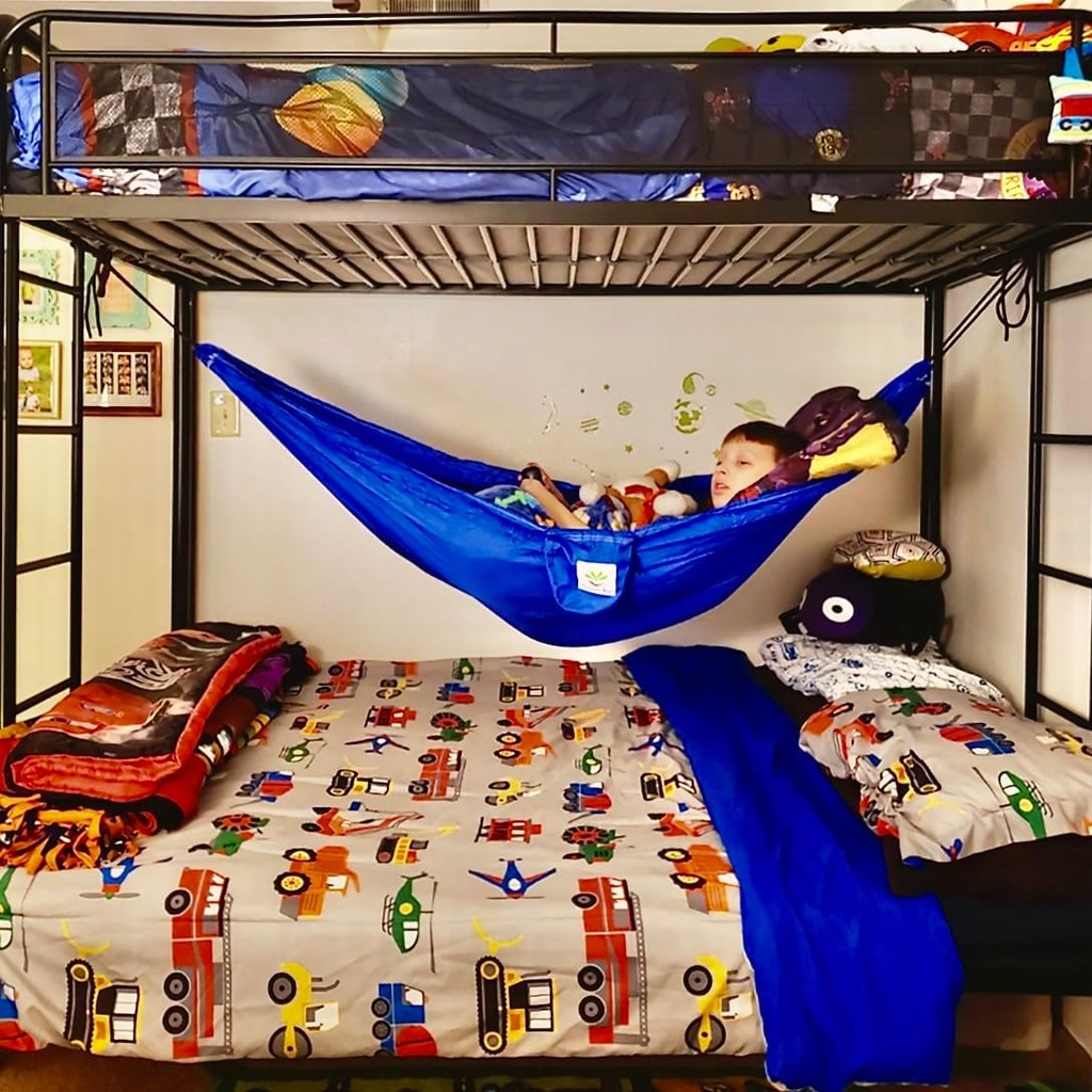 sky-kid-hammock---kids-hammock---small-c-3.jpg